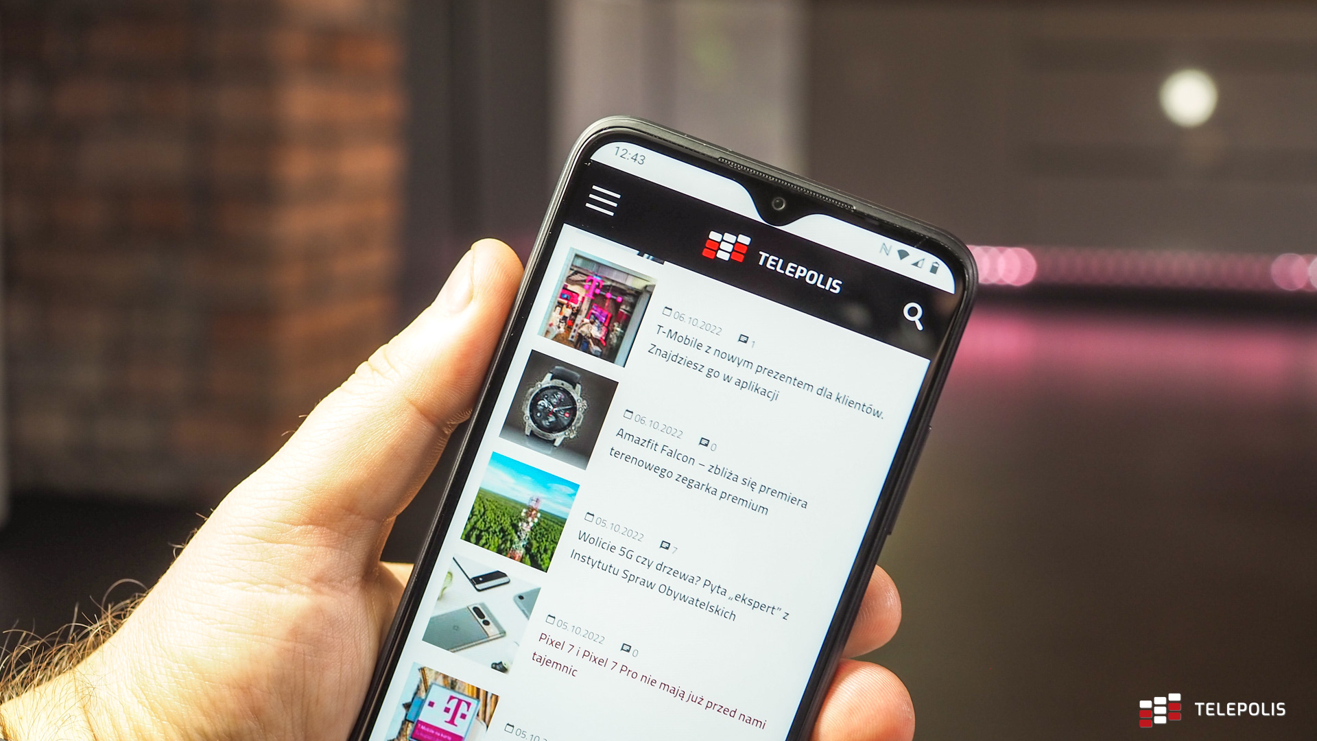 T-Mobile ma własny smartfon. Sprawdziłem, ile ten sprzęt jest wart