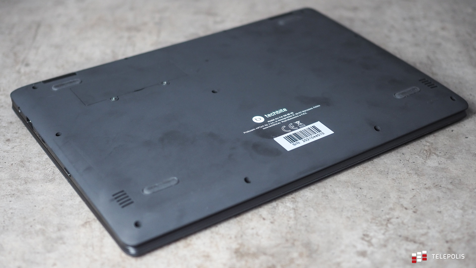 Techbite Arc 11.6 HD – konwertowalny laptop do zdalnej pracy lub nauki