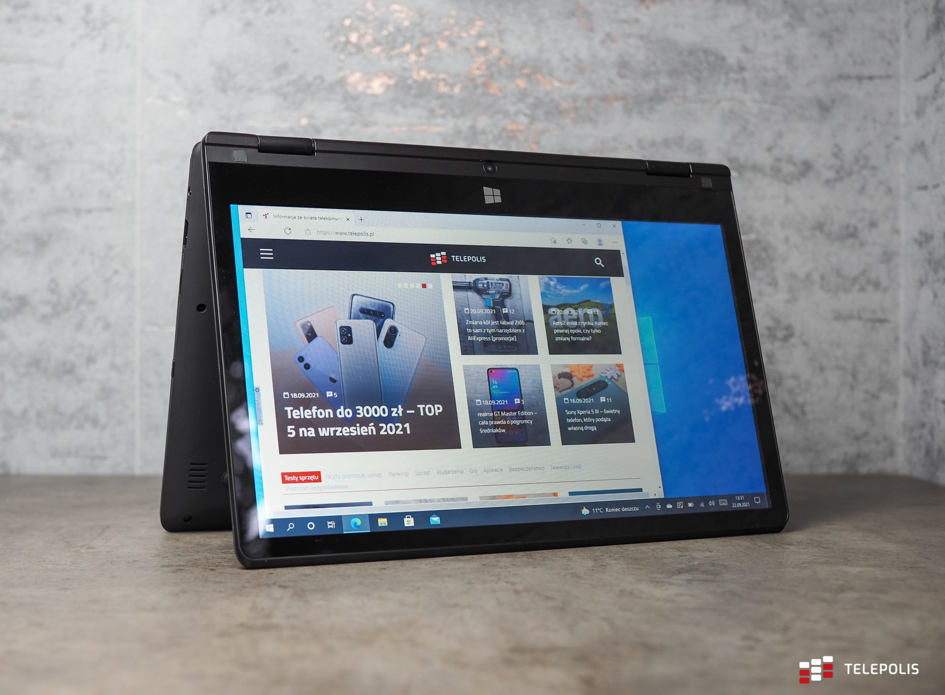 Techbite Arc 11.6 HD – konwertowalny laptop do zdalnej pracy lub nauki
