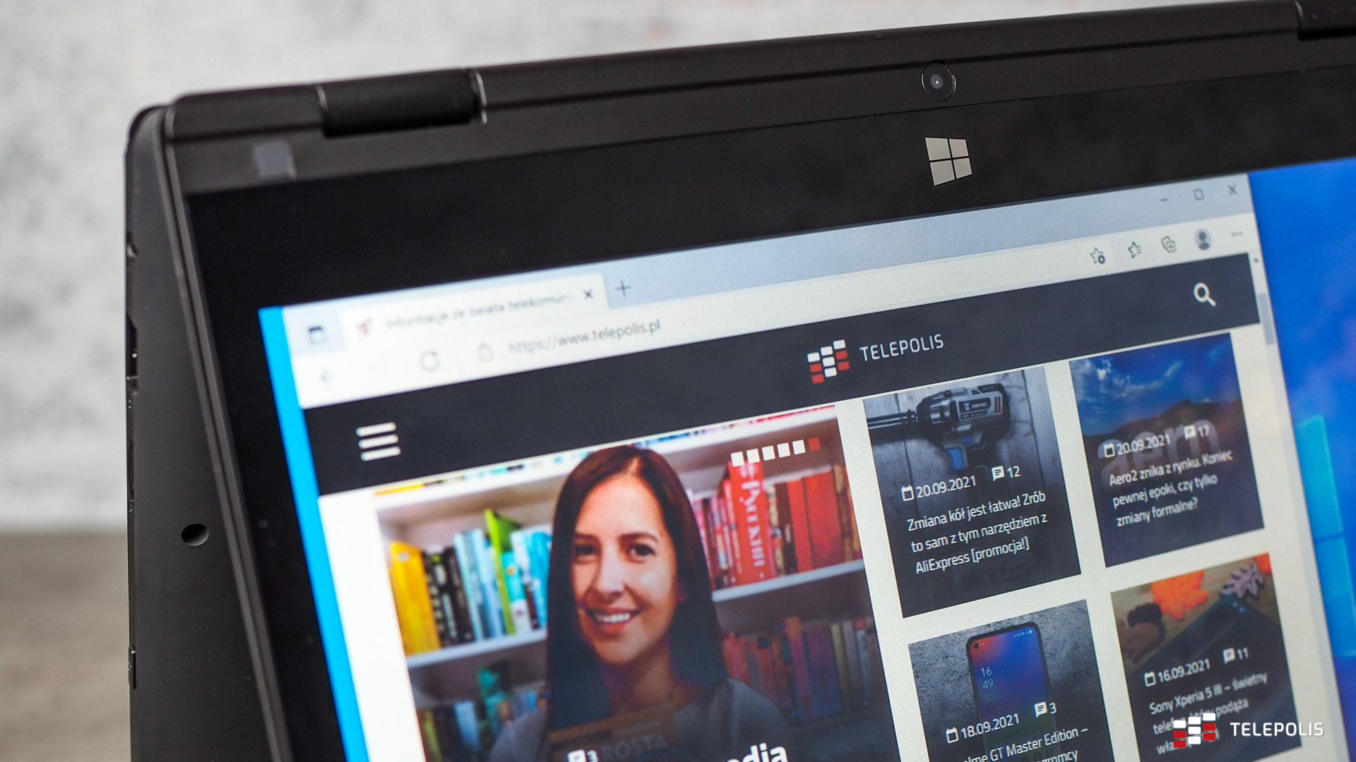 Techbite Arc 11.6 HD – konwertowalny laptop do zdalnej pracy lub nauki