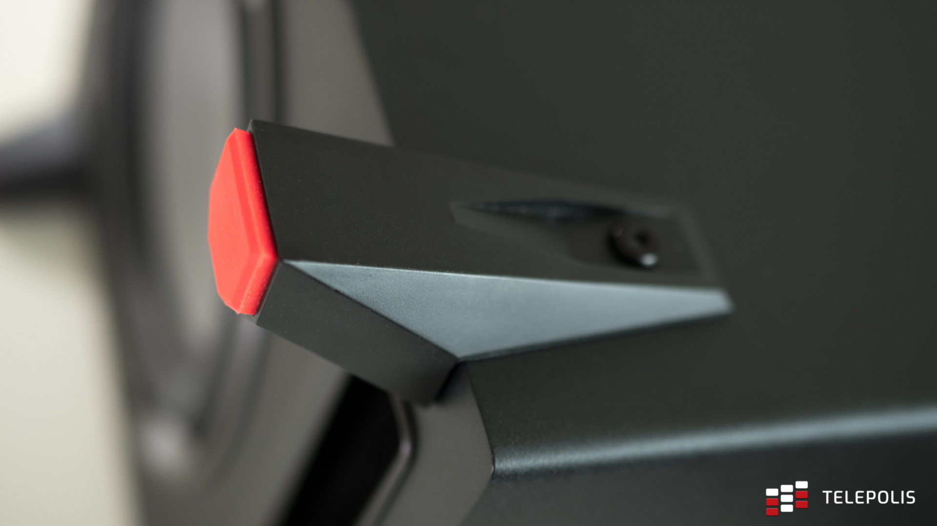 Teufel Cinebar Pro Surround "4.1-Set" - soundbar marzeń rozgromił mnie basem