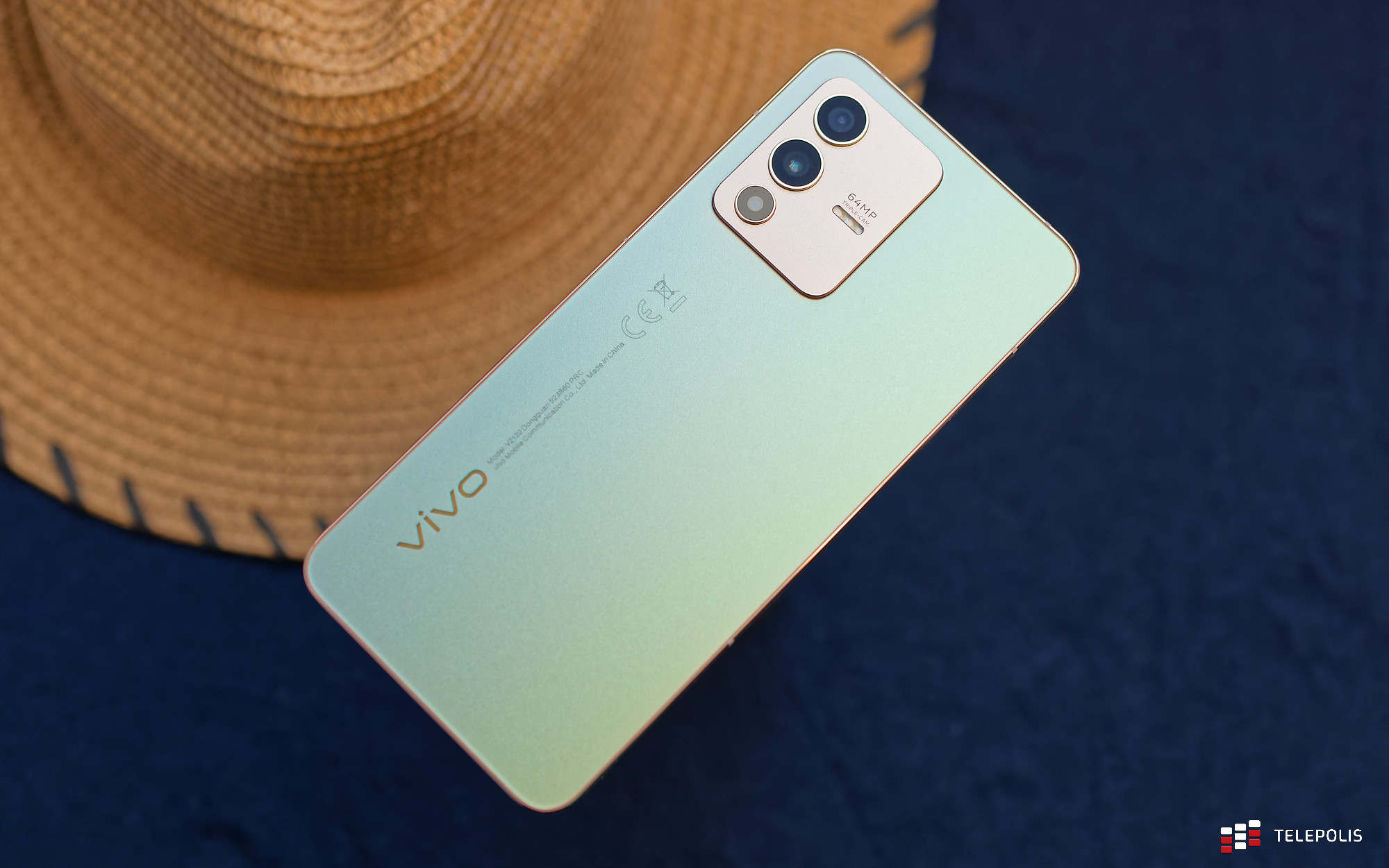 Vivo V23 5G z lampą do selfie. Nie wiedziałam, że go potrzebuję!