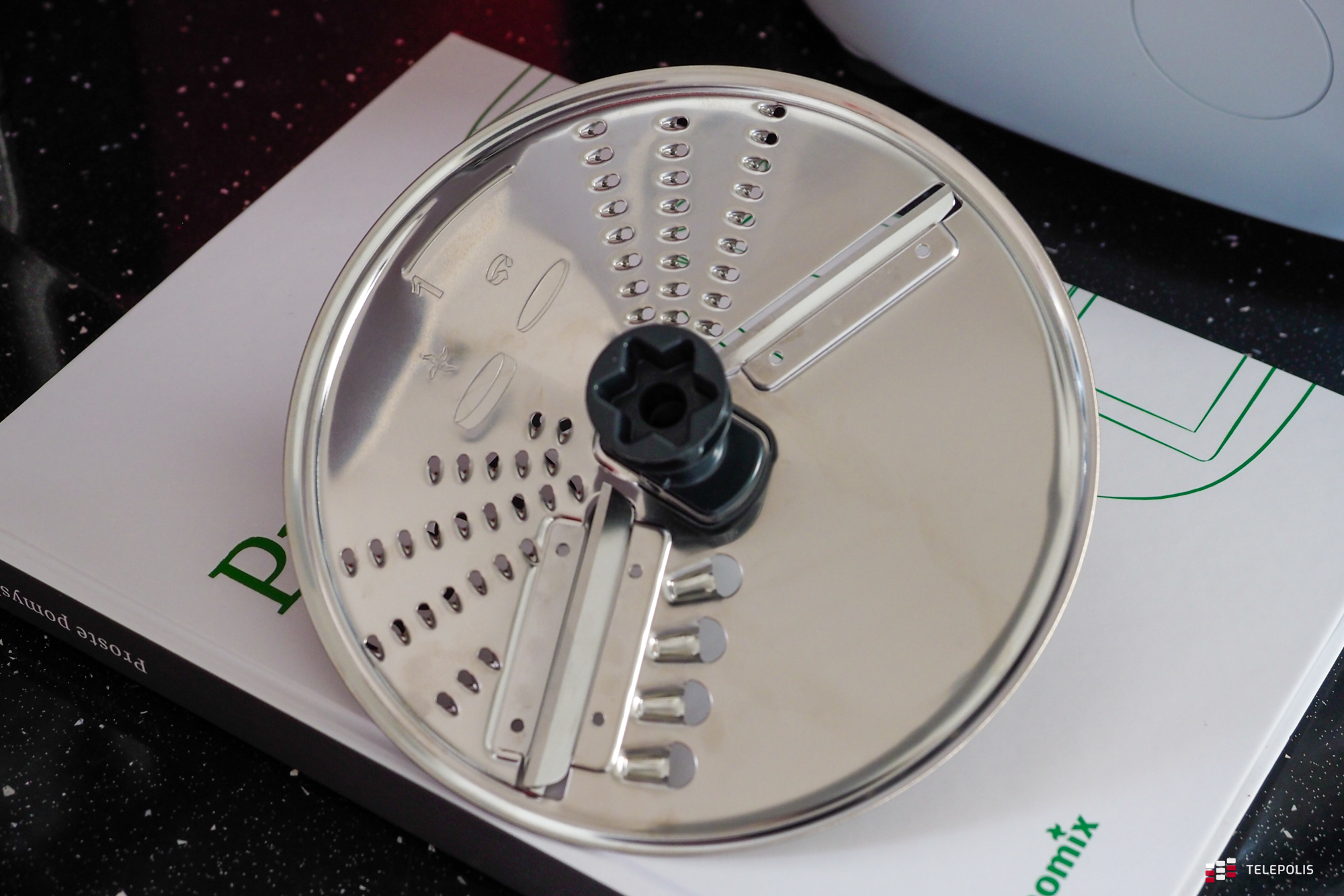 Nakładka krojąca Thermomix. Konieczny dodatek czy zbędny wydatek?