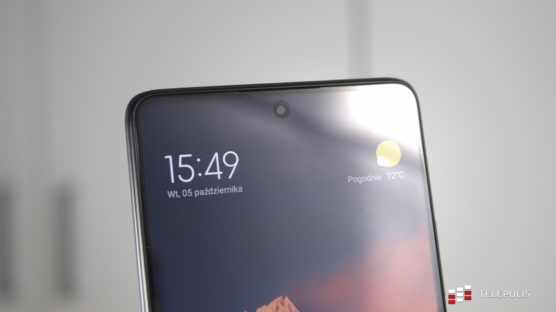 Xiaomi 11T Pro  - telefon, przy którym flagowce nie mają sensu