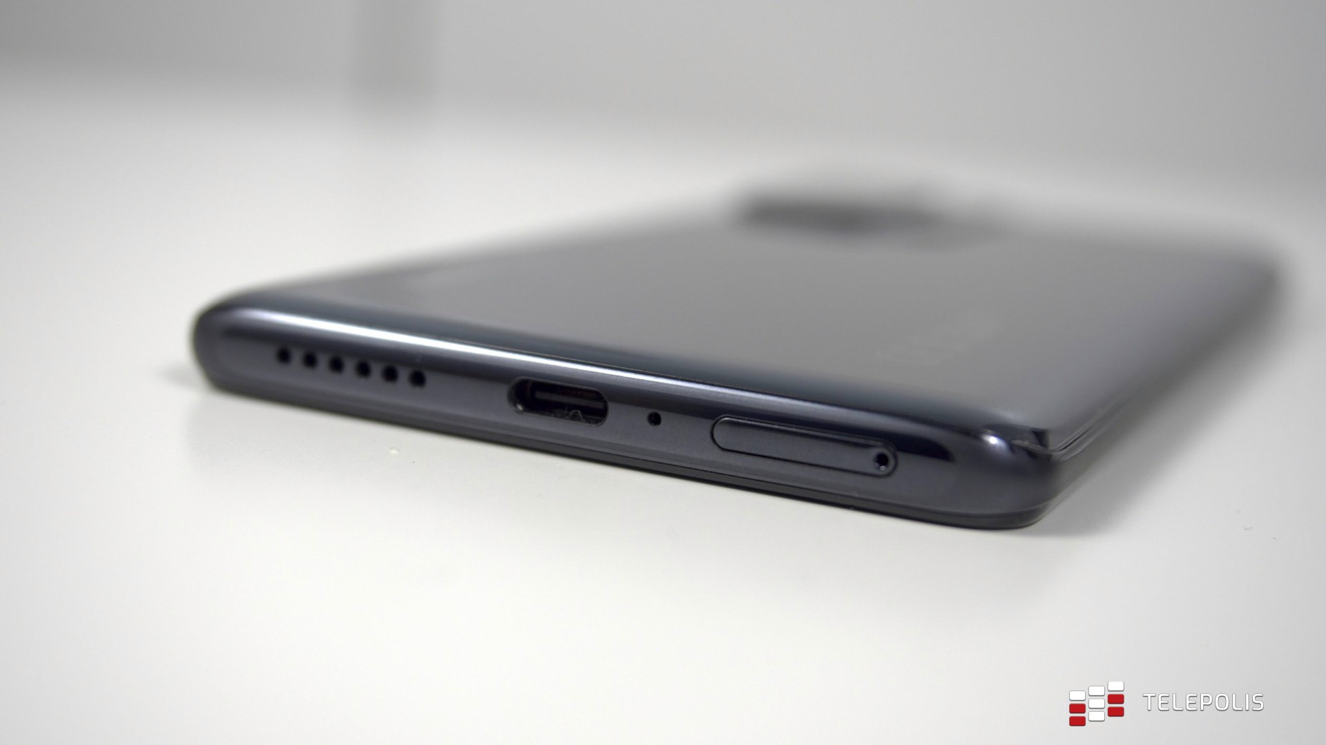Xiaomi 11T Pro  - telefon, przy którym flagowce nie mają sensu