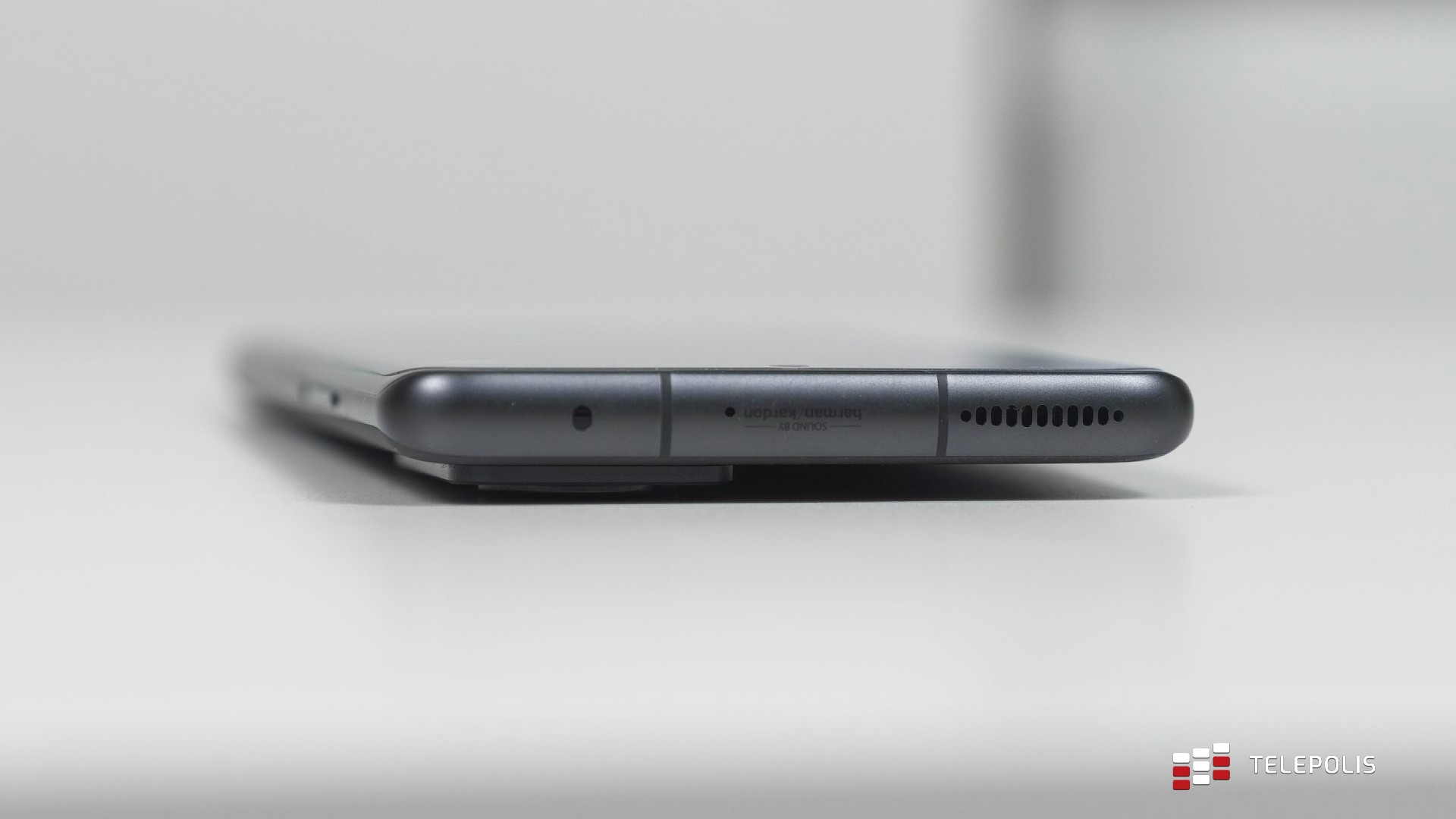 Xiaomi znowu to zrobiło! Stworzyło telefon idealny... i go popsuło