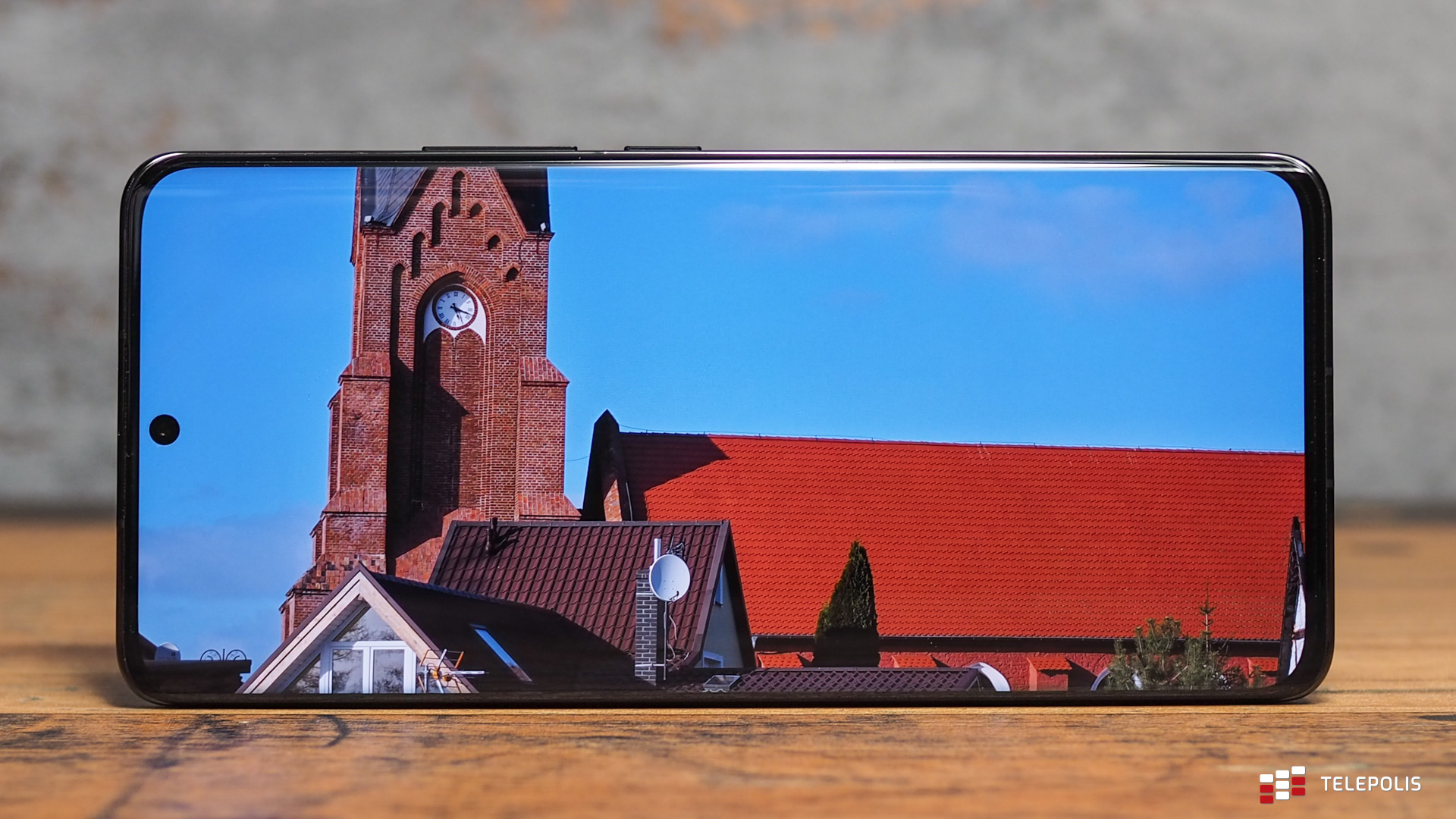 Xiaomi 13 Pro – superwydajny smartfon do zdjęć i nie tylko (test)