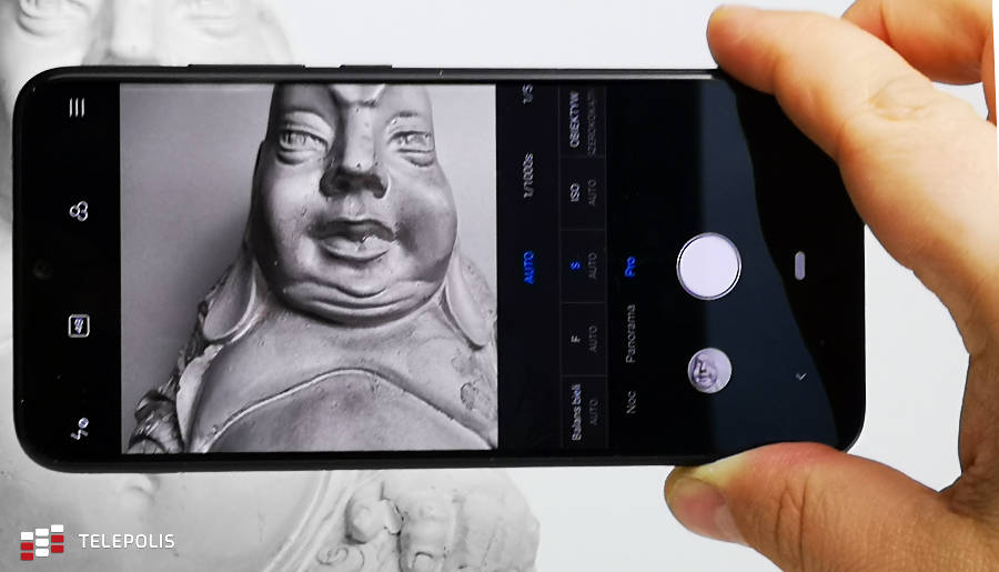 Xiaomi Mi A3 - test smartfonu z czystym Androidem. Bez MIUI lepszy?