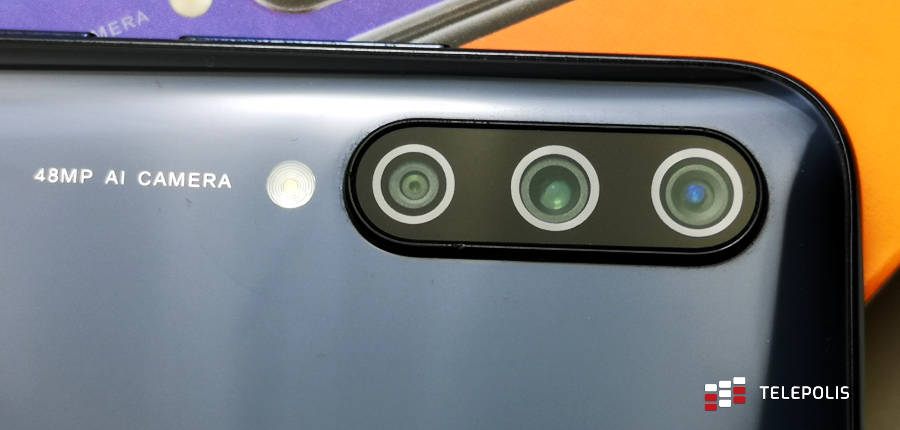 Xiaomi Mi A3 - test smartfonu z czystym Androidem. Bez MIUI lepszy?