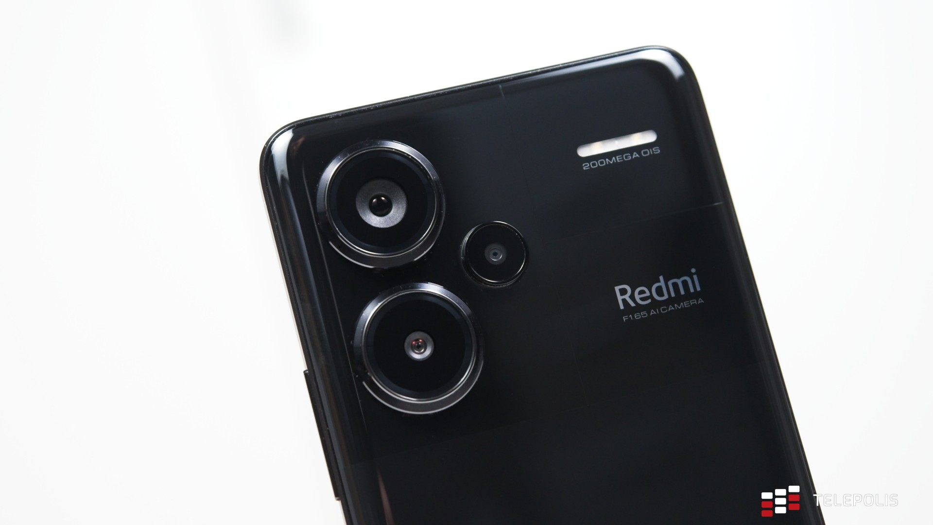 Xiaomi Redmi Note 13 Pro+ 5G - fajny telefon z dużym problemem (test)