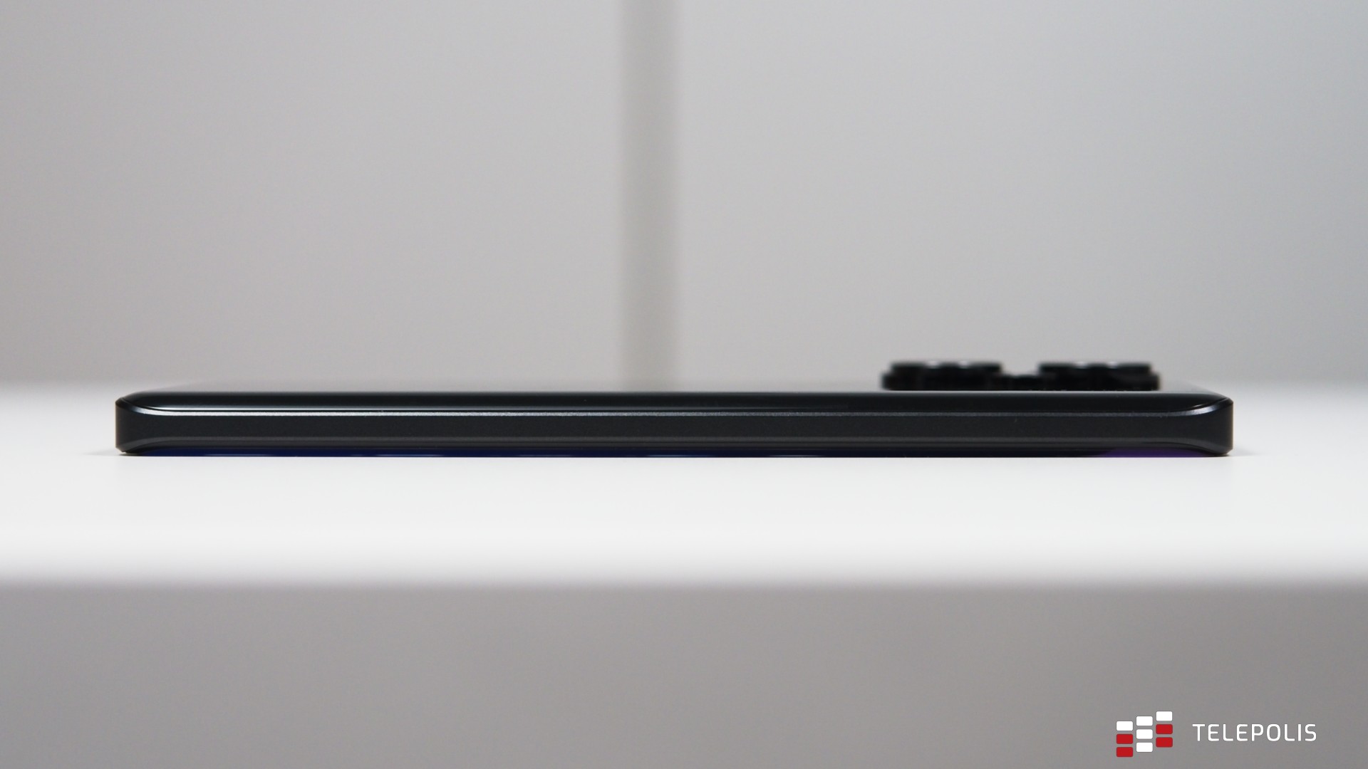 Xiaomi Redmi Note 13 Pro+ 5G - fajny telefon z dużym problemem (test)