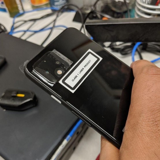 Google Pixel 4 na realnych zdjęciach. Potwierdzają one brak dwukolorowej obudowy