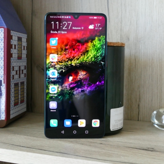 Play z pierwszym smartfonem z 5G w Polsce. To Huawei Mate 20 X 5G