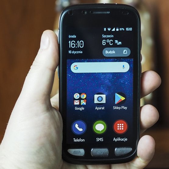 100 zł za zakup telefonu Maxcom MS459 Harmony w Play