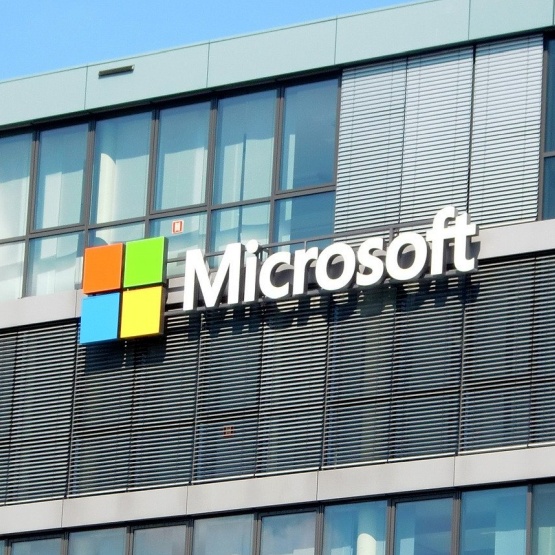 Microsoft zamyka firmowe sklepy