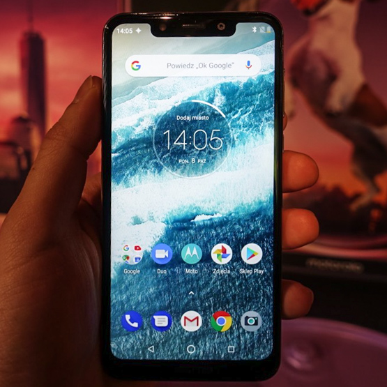 Motorola One dostaje Androida 10