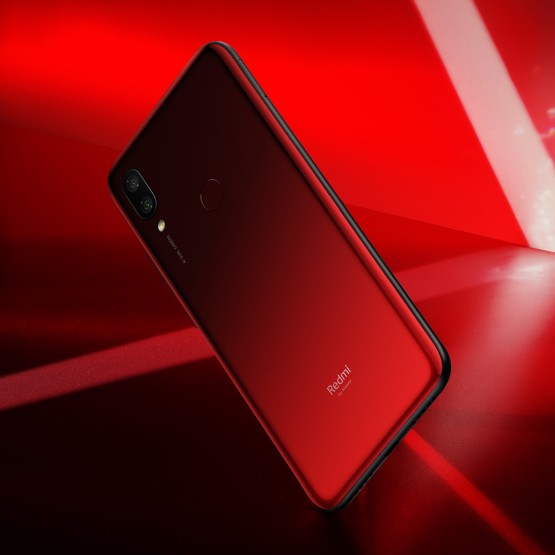 Redmi 7 jest już w Polsce. Nasz kraj jest pierwszym, w którym można kupić najnowszy smartfon firmy Xiaomi
