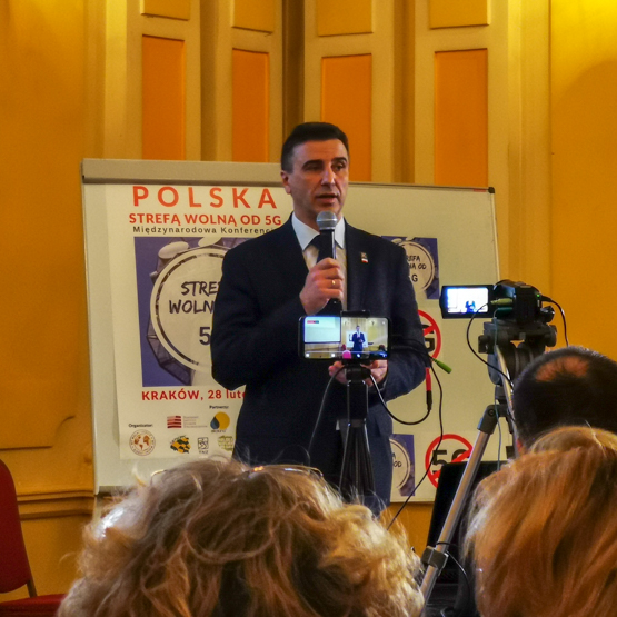 Sachajko: Sprzeciw wobec 5G sposobem na wygrane wybory