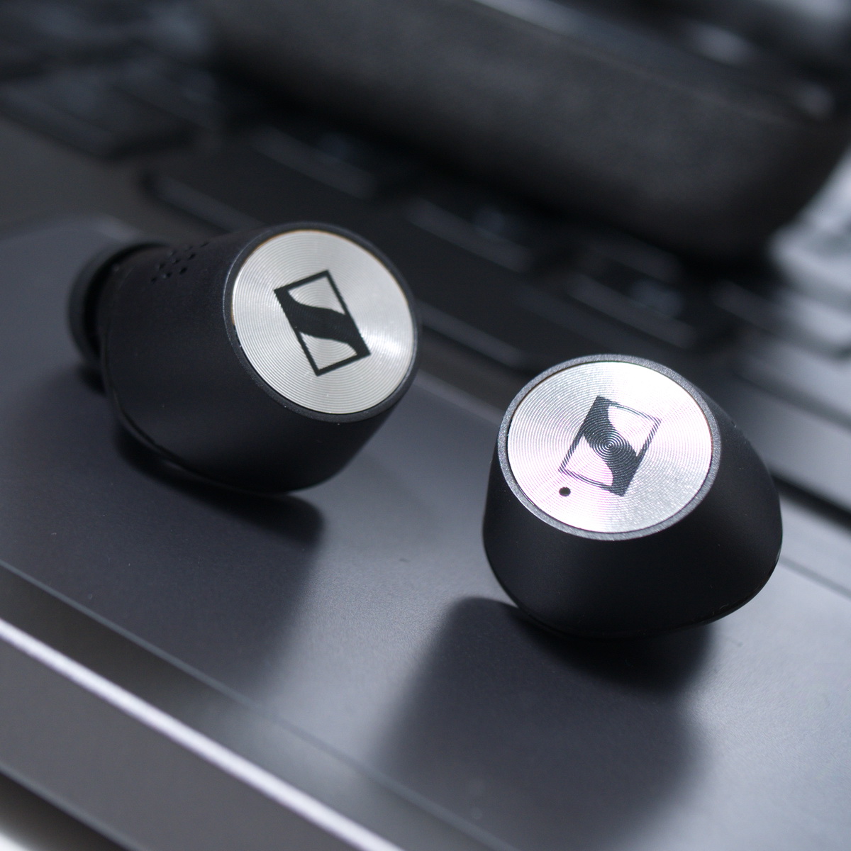 Test Sennheiser Momentum True Wireless 2 - wygoda ponad dźwiękiem
