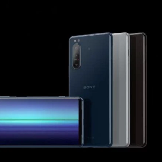 Sony Xperia 5 II pojawi się 17 września - duża bateria, ekran 120 Hz i jack 3,5 mm