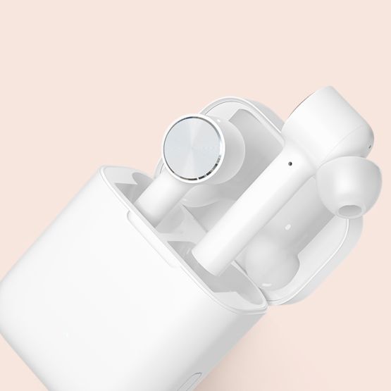 Xiaomi pokazuje Apple jak robi się dobre słuchawki. Mi AirDots Pro lepiej izolują dźwięk niż AirPods i kosztują tylko 220 zł
