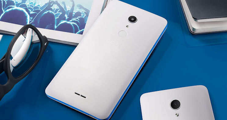 CES2017: smartfon, opaska i zestaw do monitoringu Alcatela i TCL