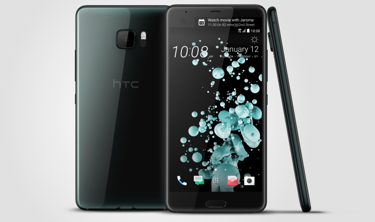 Czy szafirowe szkło skutecznie chroni HTC U Ultra?