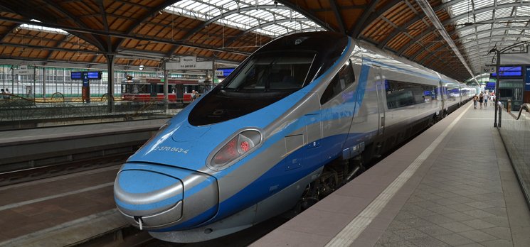 Internet w Pendolino nie w tym roku