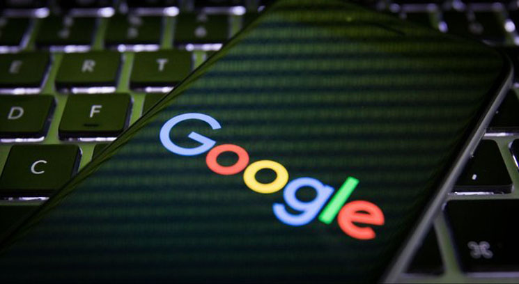 Unia Europejska: plany obłożenia Google'a i Facebooka podatkiem obrotowym