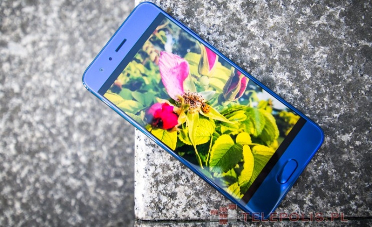 W 1Q2017 sprzedano w Polsce ponad 2 miliony smartfonów