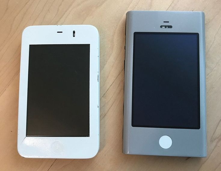 Zdjęcia prototypu iPhone 8 i... iPhone'a 2G