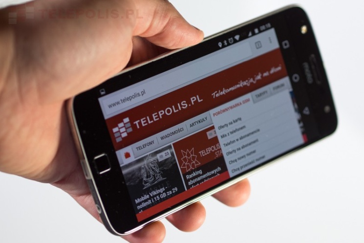 Okazja dnia: Moto Z Play za 249 euro w niemieckim Amazonie