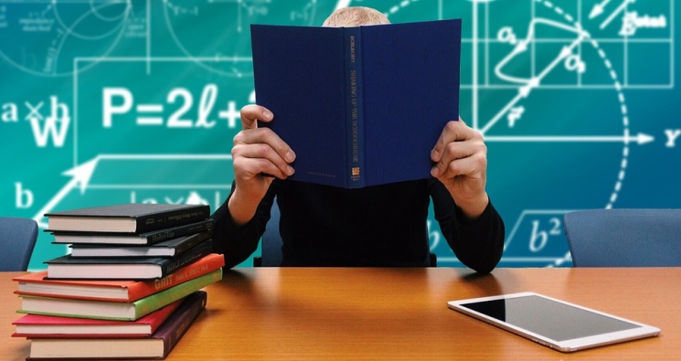 Orange: w 3 lata podłączymy do szybkiego Internetu ponad 4,5 tys. szkół