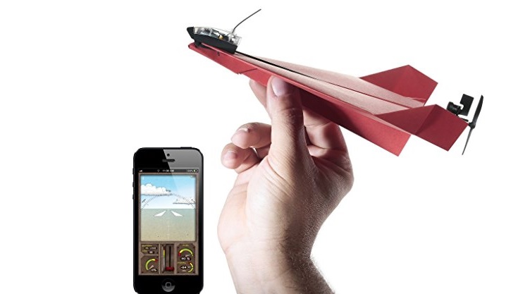 Papierowy samolot sterowany smartfonem