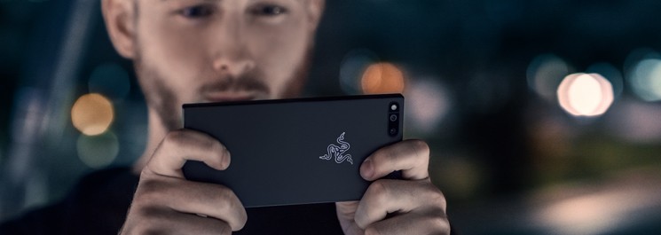 Razer Phone - profesjonalny telefon do gier