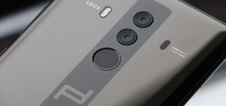 Huawei zaprasza na spotkanie luskusu z technologią. Czyżby zapowiedź Huawei P20 Porsche Design?