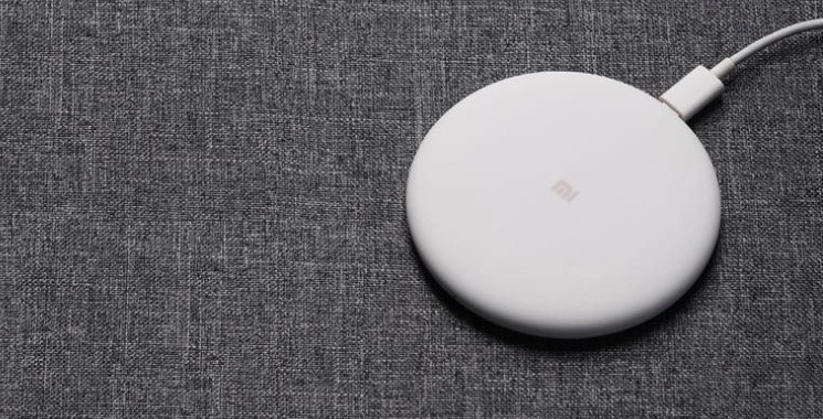 Xiaomi prezentuje tanią ładowarkę indukcyjną Qi