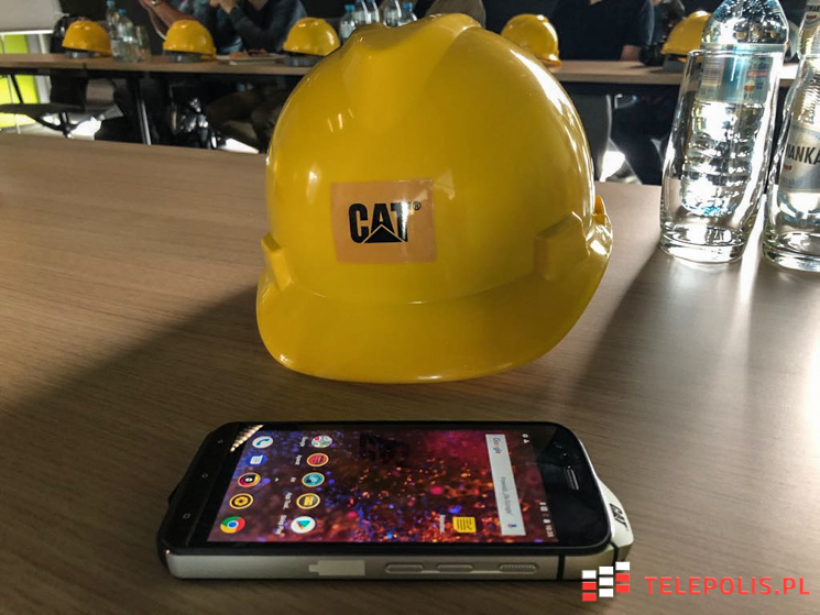 Polska premiera pancernego smartfonu Cat S61