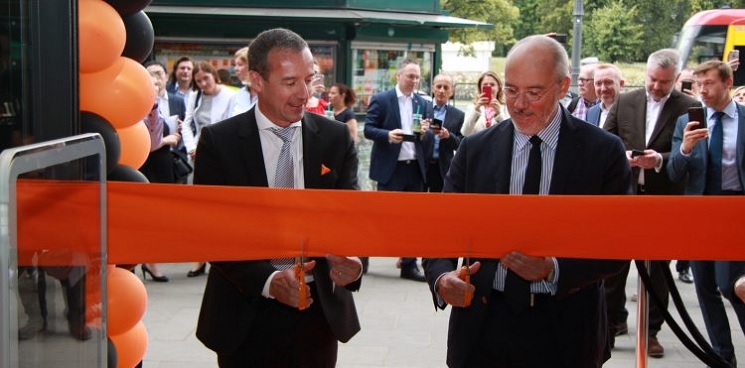 Orange: otwarcie najnowocześniejszego salonu Smart Store