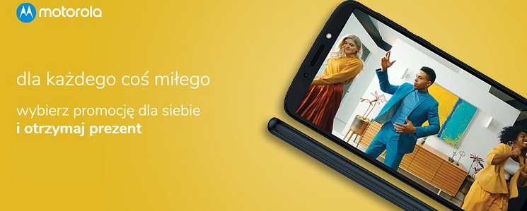 x-kom: smartfony Motorola z gadżetami